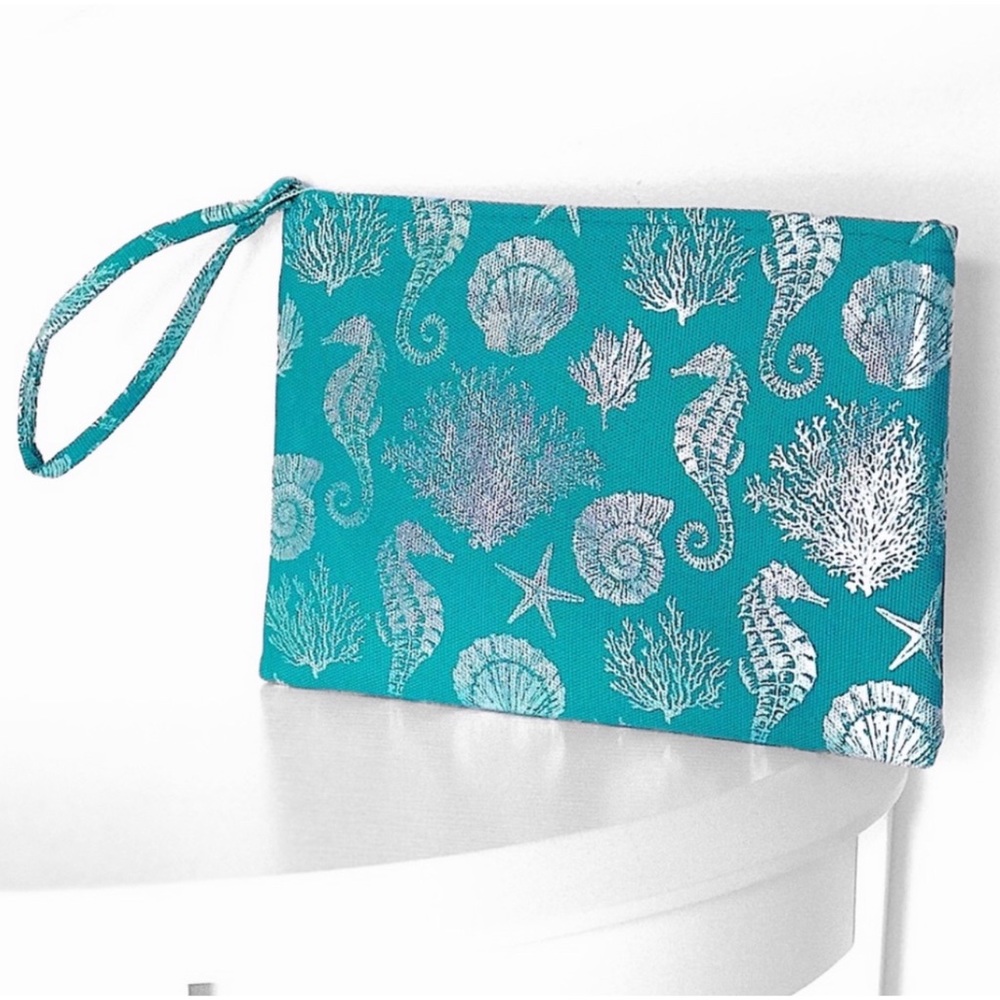 Trendy Sea Life Teal Turquoise Clutch Bag Wristlet BBQ Pouch Bag - Picture 3 of 3